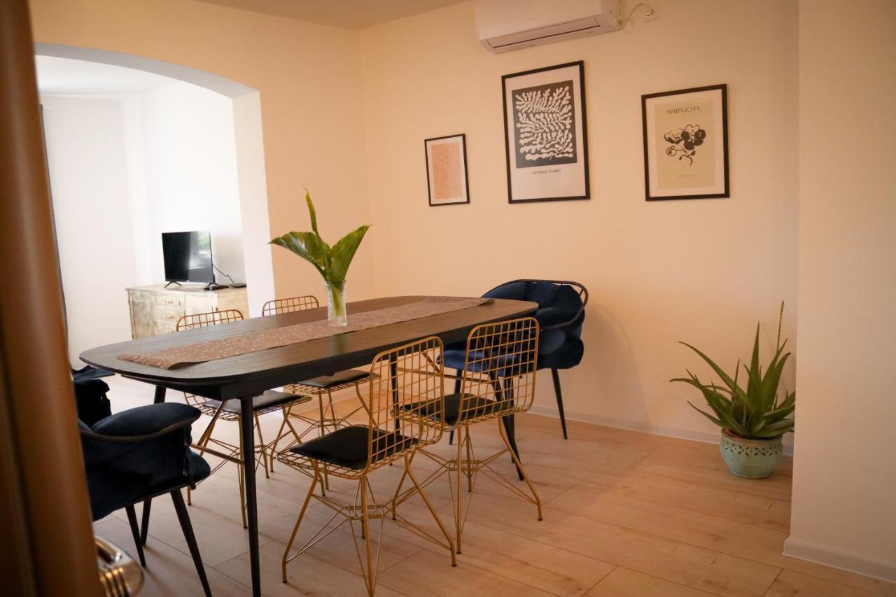 Apartment Sunny House
